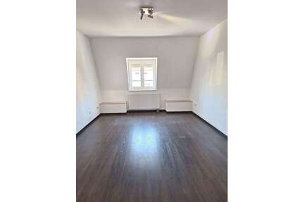 Wohnung zum Mieten in Nürnberg 990,00 € 77 m²