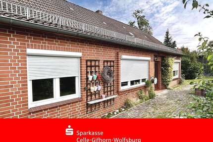 Haus zum Kaufen in Lachendorf 230.000,00 € 120 m²