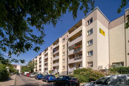 3 Zimmer-Wohnung mit Südbalkon in ruhiger Lage! - Halle (Saale) Damaschkestraße