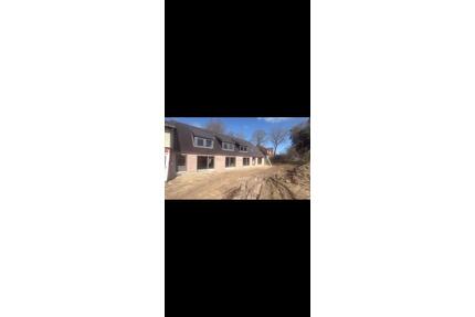 Breklum!!! Helle 3 Zimmer Dg. Wohnung im kernsaniertem Resthof - Bredstedt