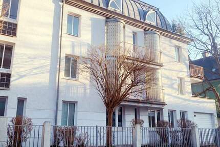 Wohnen mit Flair am Englischen Garten - 2,5 Zimmer im Dachgeschoss mit Dachterrasse - München Schwabing-Freimann