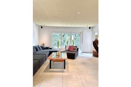 Haus zum Kaufen in Kassel 579.000,00 € 210.65 m²