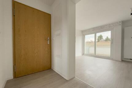 frisch sanierte 4 Zi.-Wohnung EBK Aussicht Balkone WN-Neustadt - Waiblingen Bittenfeld