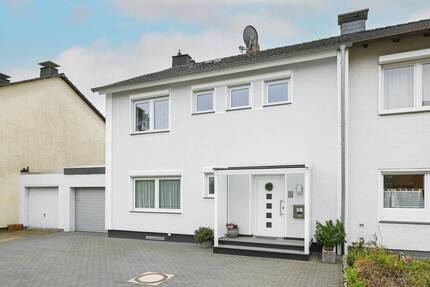 Ein Zuhause für heute - sanierte und top gepflegte Doppelhaushälfte - Bielefeld Sennestadt