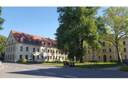 1,5-Raumwhg. mit EBK und Stpl. in historischem Villenviertel - Glauchau