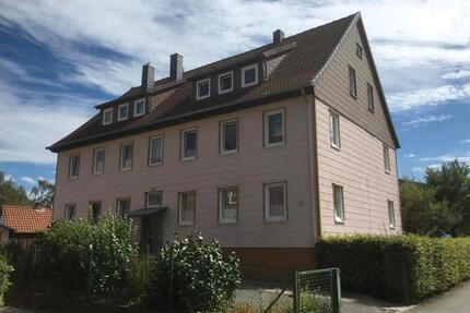 Ruhig wohnen in Oker: Helle 3-Zi.-Wohnung mit EBK & Garten - Goslar