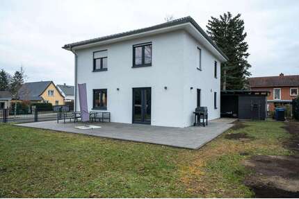 Haus zum Mieten in Fredersdorf-Vogelsdorf 2.650,00 € 140 m²