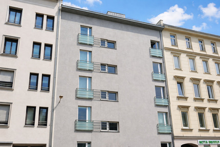 Gemütliche Dachgeschosswohnung mit Balkon und Lift im Zentrum-Süd - Leipzig