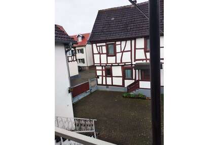 Haus zum Kaufen in Rodheim v.d.H. 405.000,00 € 315 m²