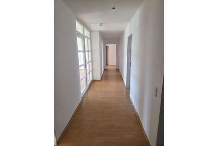 Wohnung zum Mieten in Regensburg-Burgweinting 1.450,00 € 119 m²