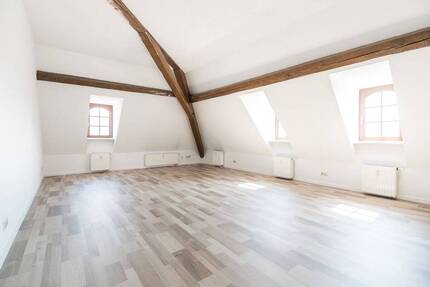Frisch sanierte 3-Raum-Dachgeschosswohnung in Löbau
