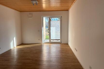 Wohnung 72qm mit offenem Zuschnitt und Terrasse in 93192 Wald