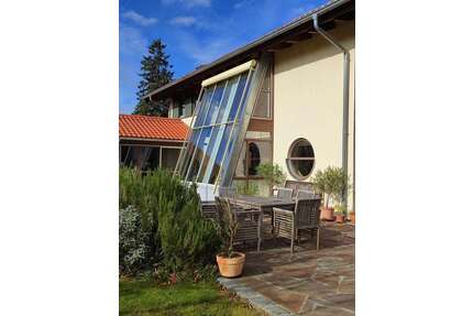 Haus zum Kaufen in Tittmoning 1.160.000,00 € 232 m²