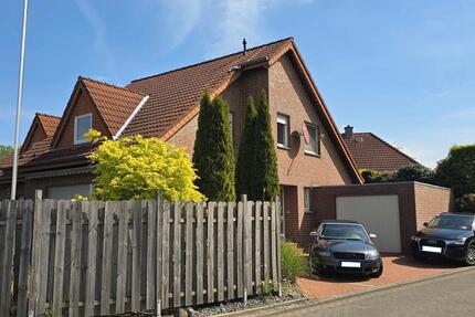 Raumwunder in OS-Hellern: Familienfreundliche DHH mit XXL-Garage - Osnabrück