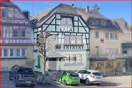 Sehr gute Lage im Zentrum - dafür steht dieses Stadthaus! - Ludwigsstadt