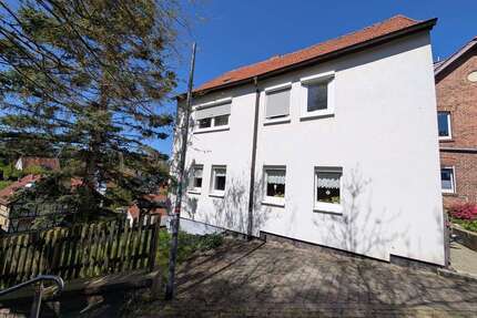 Haus zum Kaufen in Lohfelden 249.000,00 € 160 m²