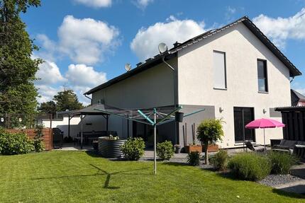Moderne Doppelhaushälfte in Feldrandlage - Jembke