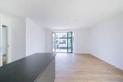 Wohnung zum Mieten in Berlin 1.658,00 € 92 m²