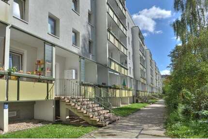 Wohnung zum Mieten in Halle 392,00 € 62.71 m²