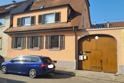 Modernisiertes Doppelhaus mit 2 Einheiten - Ihringen
