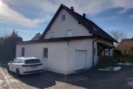 Geräumiges EFH mit Garten und Garage zu vermieten - Langquaid