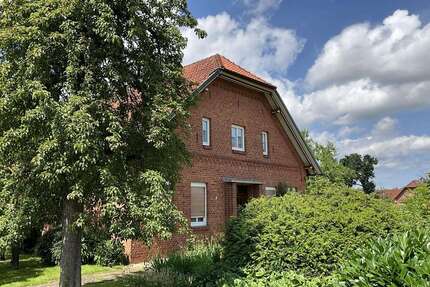 Haus zum Kaufen in Stolzenau 218.900,00 € 195 m²