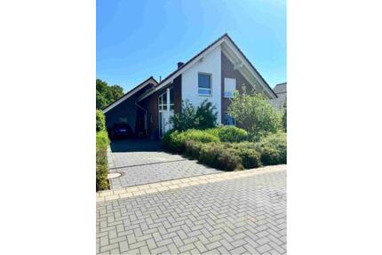 Modernes Einfamilienhaus in ruhiger Lage • Verden-Borstel - Verden (Aller)