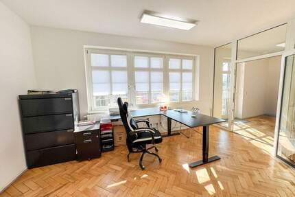 Hochwertige Gewerberäume in denkmalgeschütztem Wohn- & Geschäftshaus zu vermieten! - Schwarzenberg/Erzgebirge