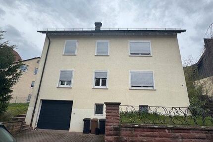 Mehrfamilienhaus - 450.000,00&nbsp;EUR Kaufpreis, ca.&nbsp; 266,00&nbsp;m&sup2; in Lohr am Main (PLZ: 97816)