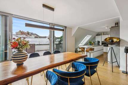 Wohnung zum Mieten in Düsseldorf-Carlstadt 3.800,00 € 189 m²