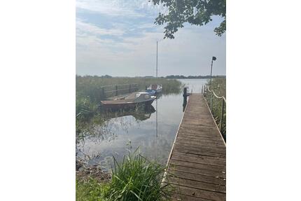 Ferienhaus direkt am Dobbertiner See – mit Boot - Goldberg