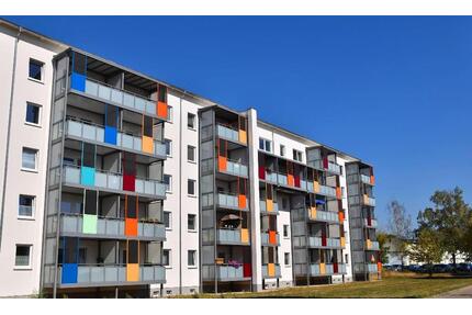 2 Raum Wohnung mit XXL-Balkon - 315,00&nbsp;EUR Kaltmiete, ca.&nbsp; 43,29&nbsp;m&sup2; in Wurzen (PLZ: 04808)