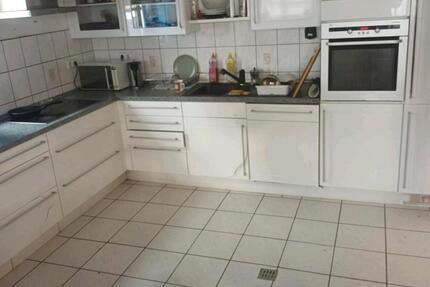 180m2 Stadthaus in bester Lage - 1.800,00&nbsp;EUR Kaltmiete, ca.&nbsp; 180,00&nbsp;m&sup2; in Nürnberg (PLZ: 90441) Gibitzenhof