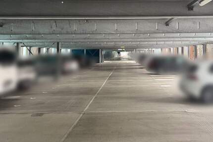 1 Stellplatz im Parkhaus in Bamberg am Standort Lichtenhaidestraße 10 zu erwerben.