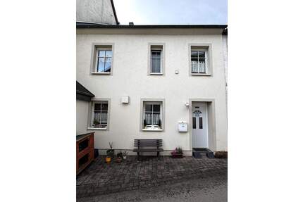 SCHWEICH-ISSEL - nahe Trier - gepflegtes Reihenmittelhaus - in idyllischer, ruhiger Lage an der Mosel
