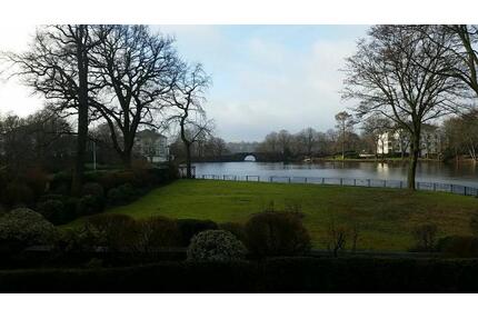 Kernsaniert: EIN-Zimmer-Whg 2400 qm Garten SW mit Blick auf den Feenteich - Hamburg Uhlenhorst