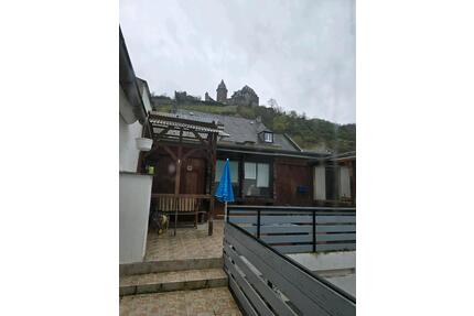 Größe und Schöne Wohnung in Bacharach.