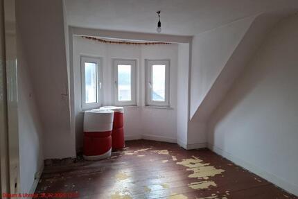 Helle Dachgeschosswohnung - 584,00&nbsp;EUR Kaltmiete, ca.&nbsp; 64,85&nbsp;m&sup2; in Düsseldorf (PLZ: 40231) Stadtbezirk 8