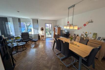 Doppelhaushälfte Rottendorf - 1.350,00&nbsp;EUR Kaltmiete, ca.&nbsp; 120,00&nbsp;m&sup2; in Rottendorf (PLZ: 97228)