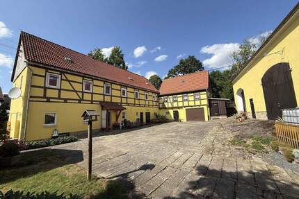 Top gepflegter Dreiseitenhof - 440.000,00&nbsp;EUR Kaufpreis, ca.&nbsp; 131,00&nbsp;m&sup2;&nbsp;Wohnfl&auml;che in Struppen (PLZ: 01796) Struppen-Siedlung