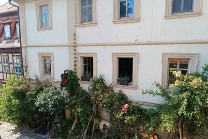 Einzigartige 5-Zi-Whg (160 m²)in 97486 Königsberg zu vermieten - Königsberg in Bayern