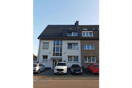 Moderne Dachgeschosswohnung in Bottrop zu vermieten