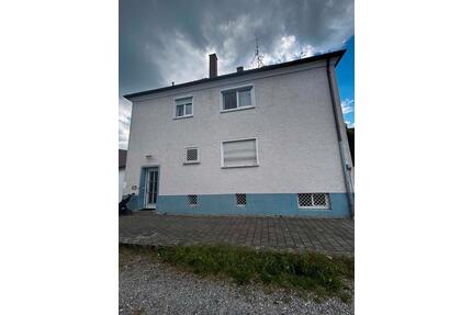 3 Familienhaus in Bad Buchau - 610.000,00&nbsp;EUR Kaufpreis, ca.&nbsp; 200,00&nbsp;m&sup2; in Bad Buchau (PLZ: 88422)