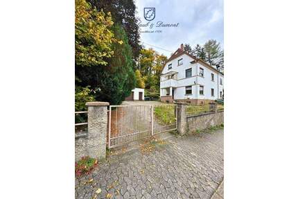 2-Familienhaus mit Bauplatz in guter Lage von Fechingen - Saarbrücken / Fechingen Brebach-Fechingen