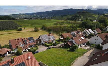 Grundstück zu verkaufen in Oberkirch 325.000,00 € 653 m²