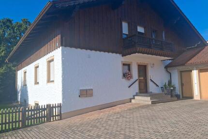 3 Zimmerwohnung - 780,00&nbsp;EUR Kaltmiete, ca.&nbsp; 120,00&nbsp;m&sup2; in Bad Füssing (PLZ: 94072)
