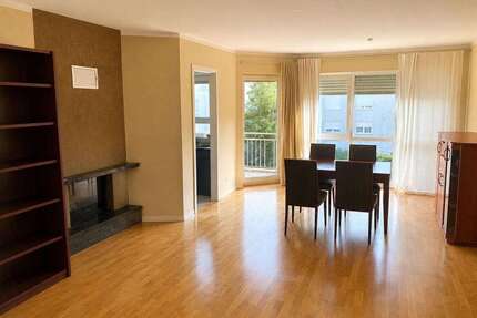 Wohnung zum Kaufen in Hattersheim 269.000,00 € 63.72 m²