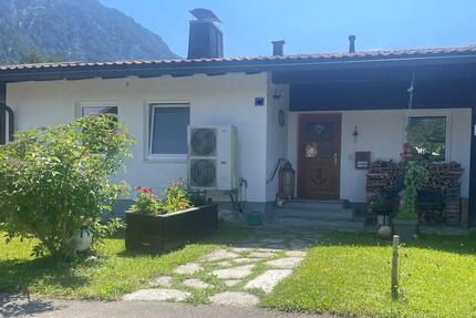 Wunderschöner Bungalow mit Blick zum Rauschberg zu verkaufen - Ruhpolding