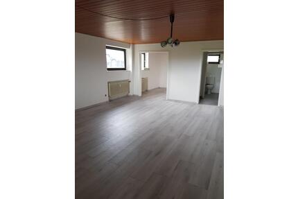 Ruhige 1,5 Zimmer-Wohnung mit Blick ins Grüne - Filderstadt