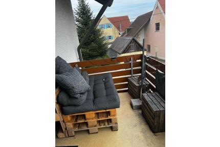 1-Zimmer-Wohnung in Dillingen Hausen mit Parkplatz und Balkon - Dillingen an der Donau